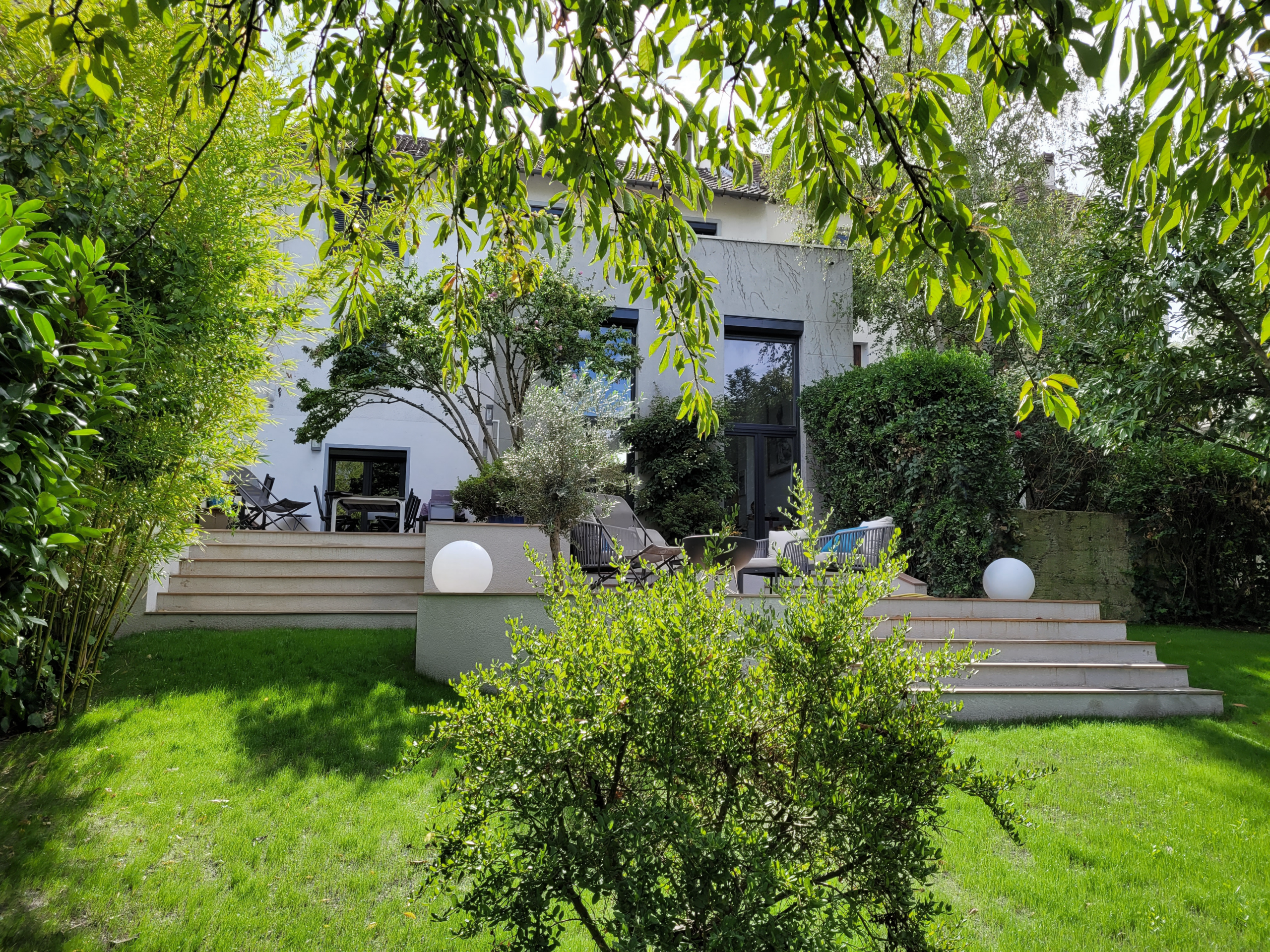 © Apis Florae toits-terrasses Paris pergola et végétalisation (12)